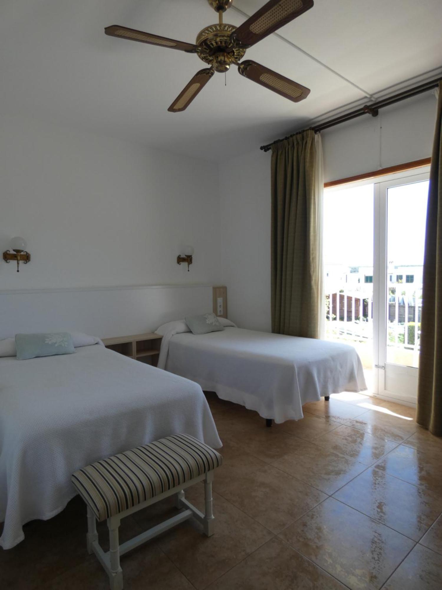 Hostal Port Fornells (Adults Only) Zewnętrze zdjęcie